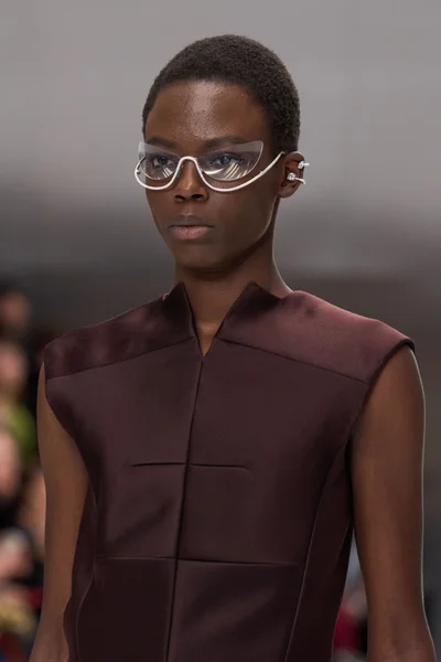 Look 23